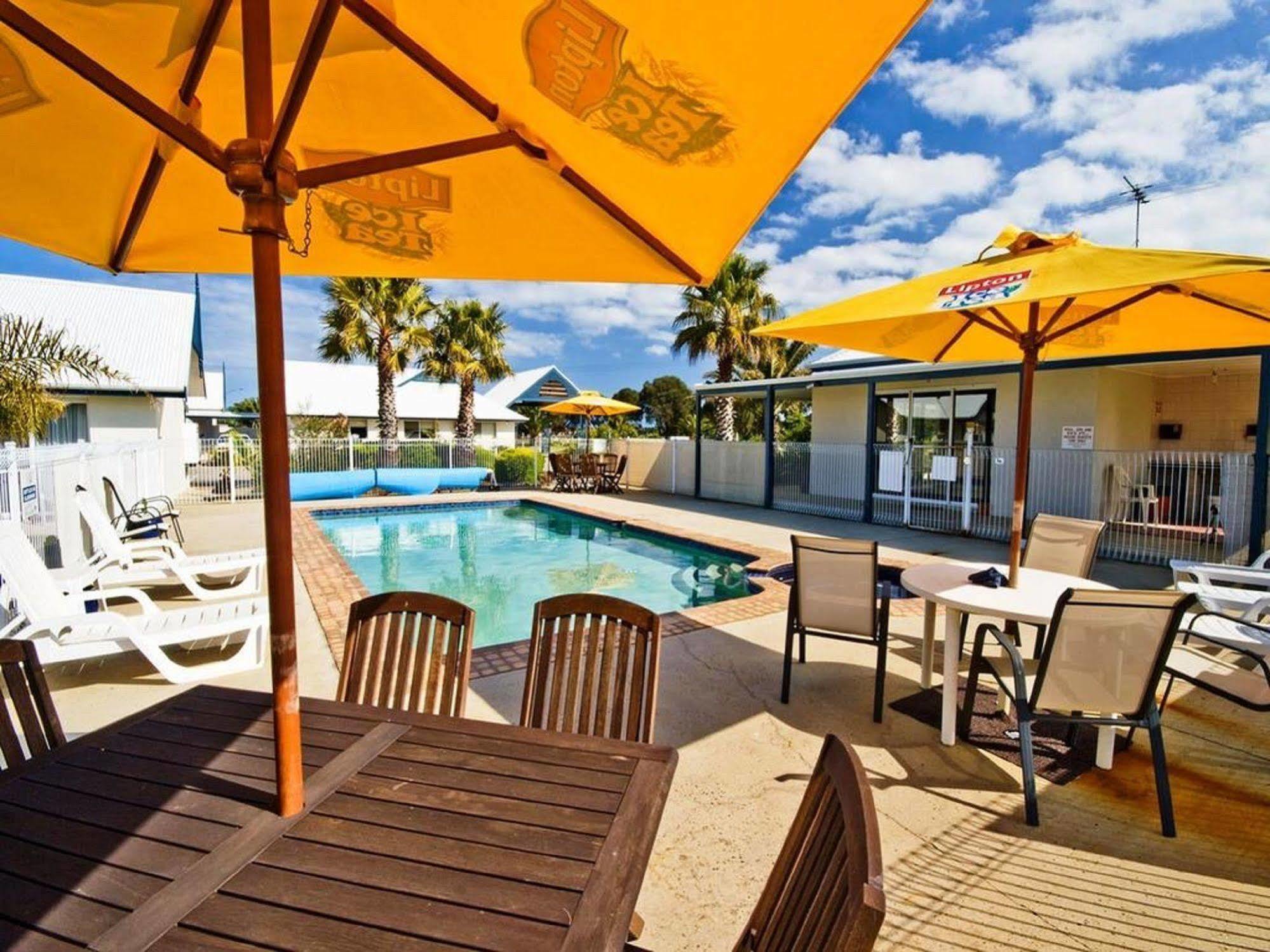 Torquay Tropicana Motel Exteriör bild